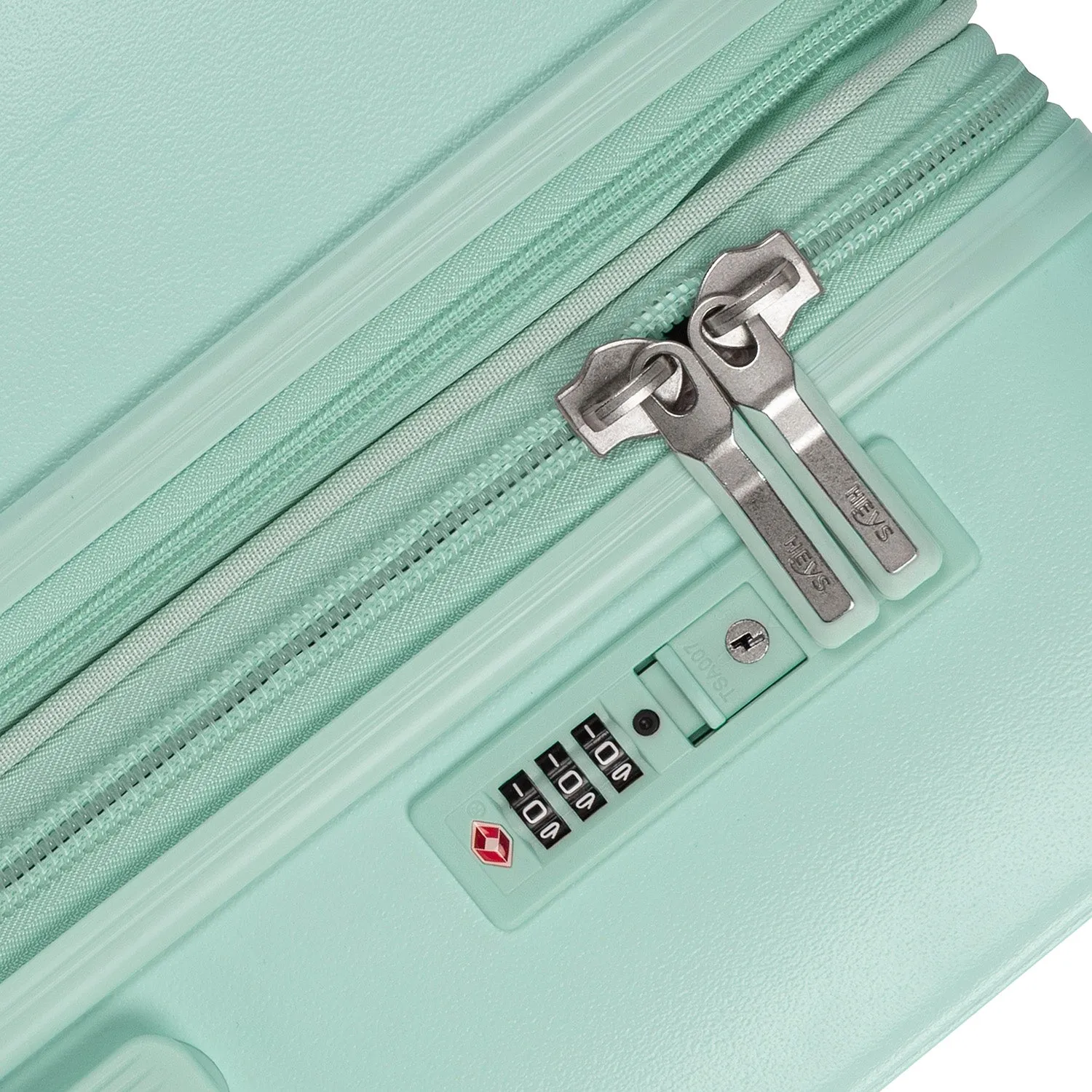 Pastel 30" Luggage | Lightweight Luggage