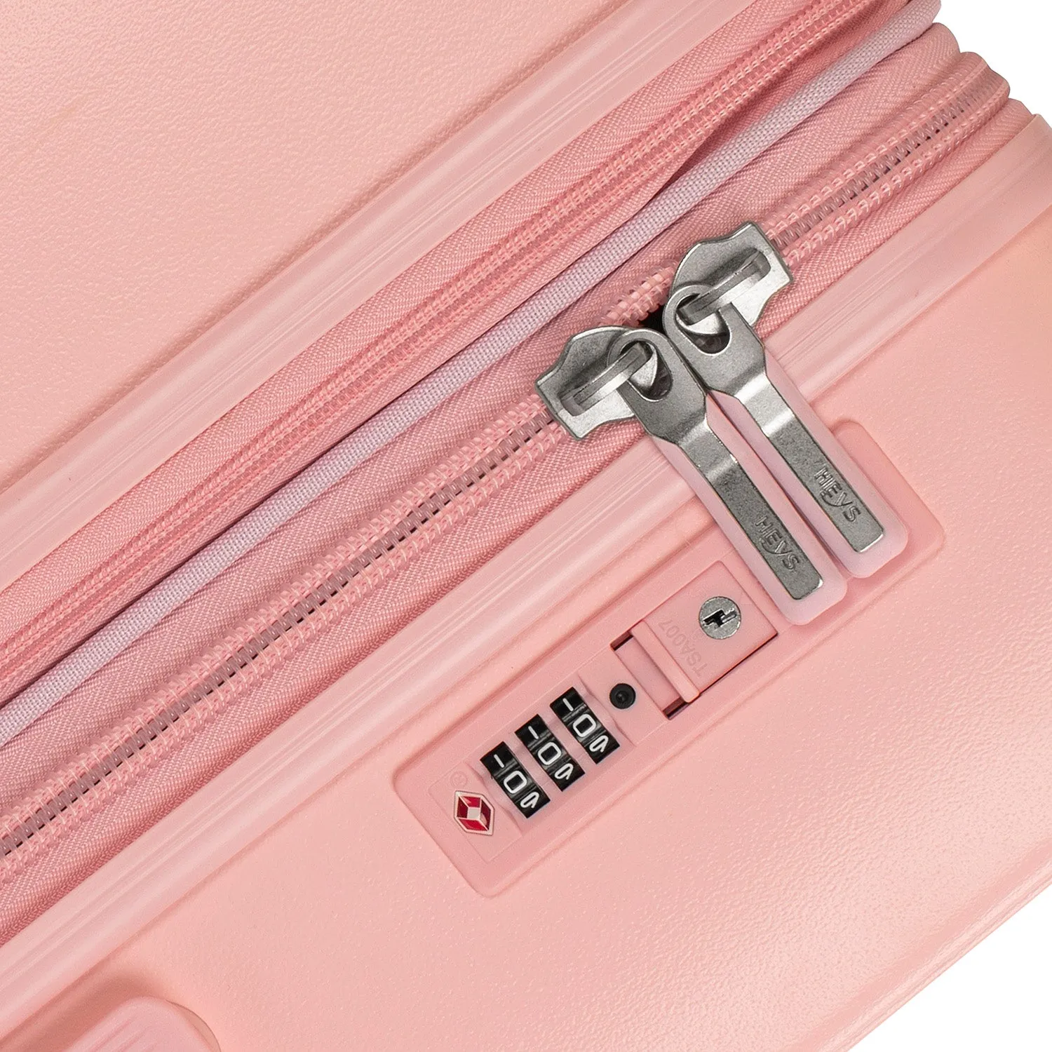 Pastel 30" Luggage | Lightweight Luggage